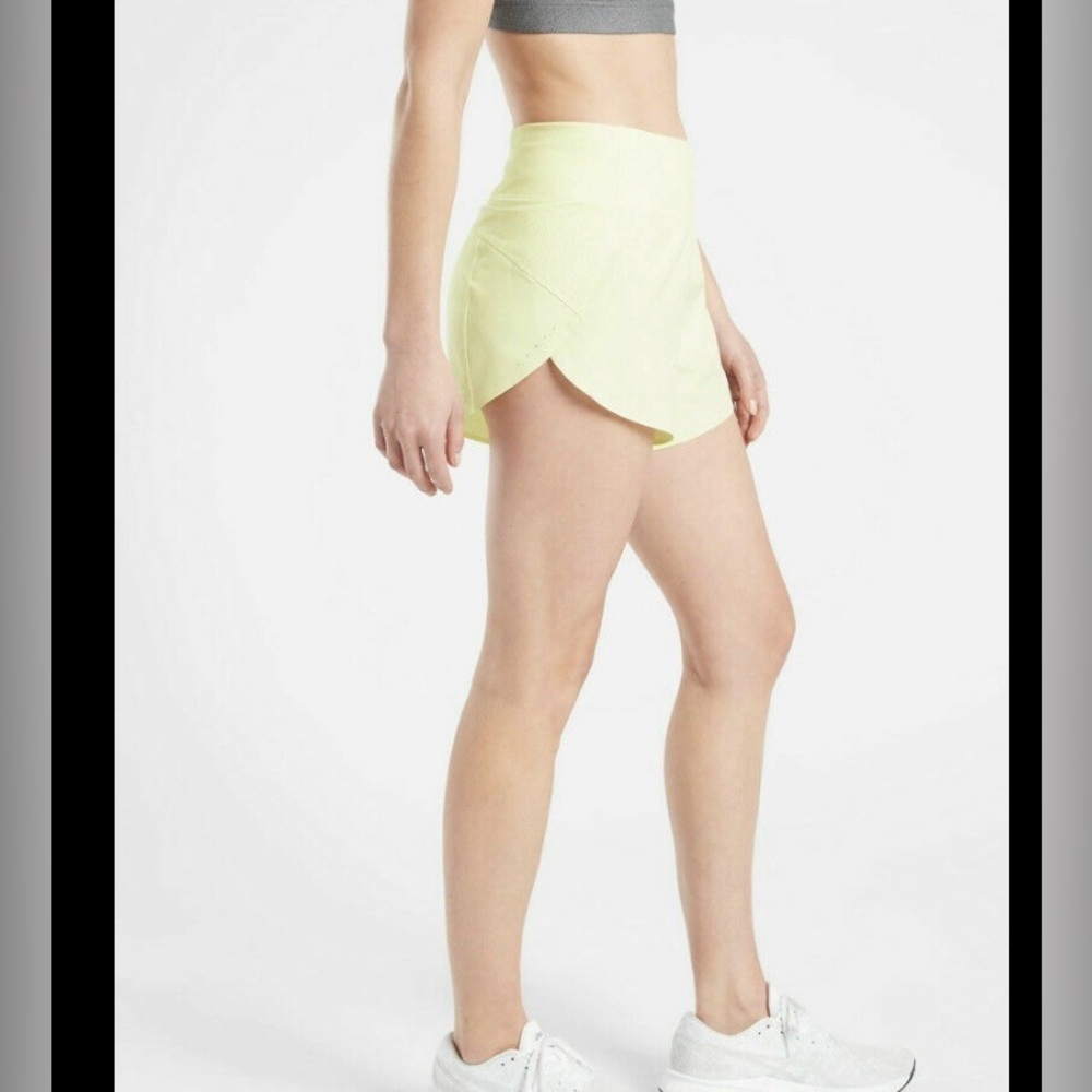 Athleta Run Yellow Athletic Shorts High-Waisted Stretch - Picture 4 of 16